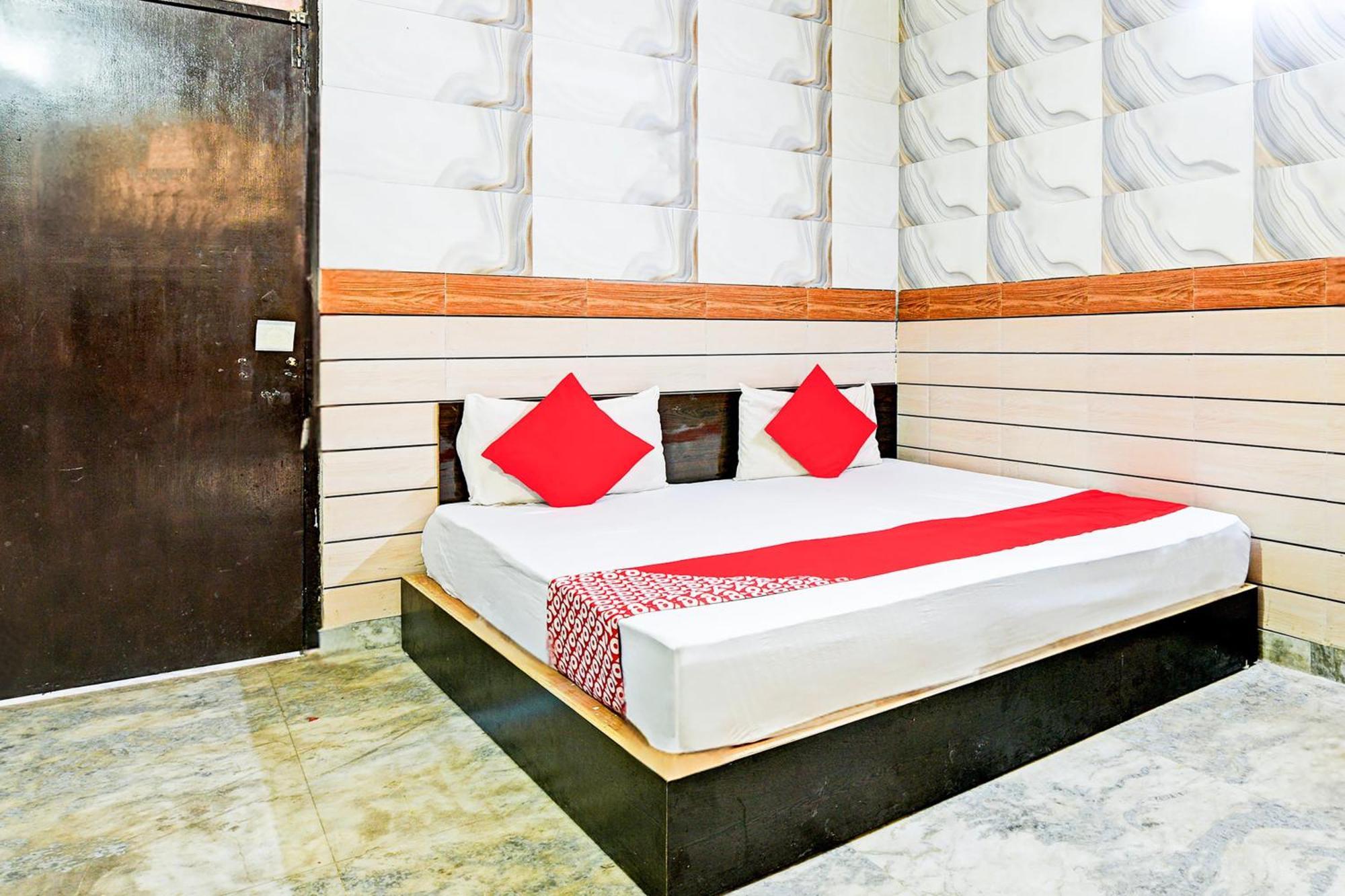 Hotel O Granville New Delhi Exteriör bild